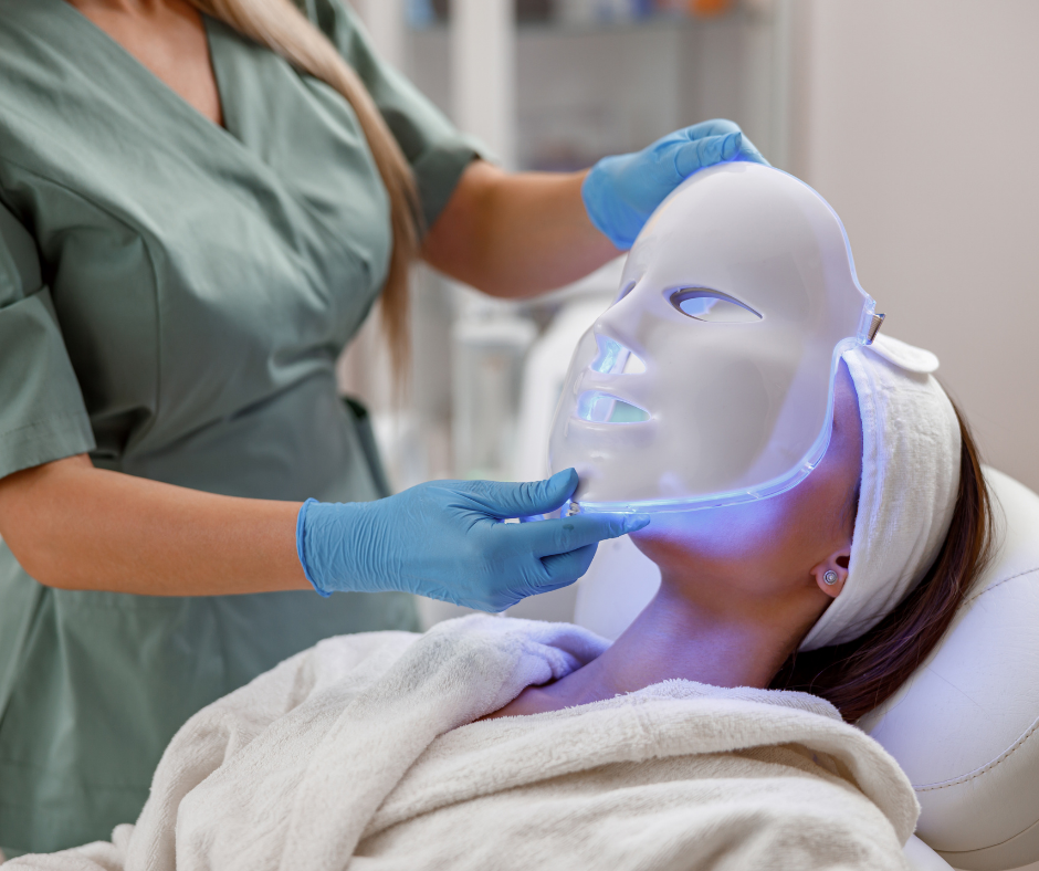 Mascara led facial
