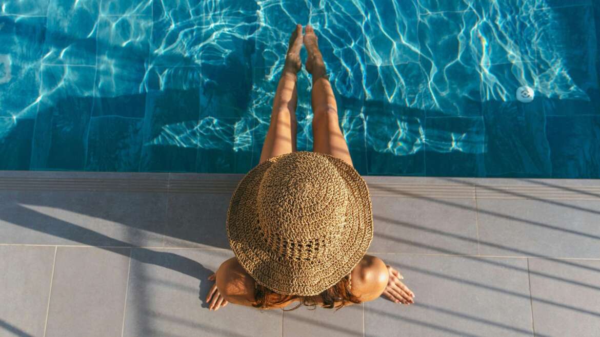 Cómo cuidar tu piel en verano para prevenir manchas y envejecimiento prematuro